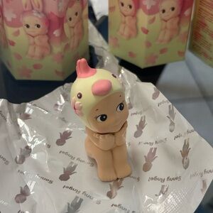 Sonny Angel Cherry Blossom Figure Parrot